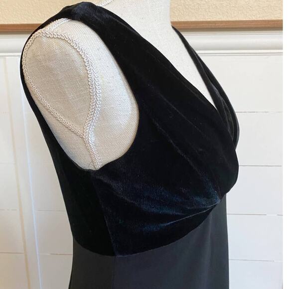 Calvin Klein VELVET Scuba‎ Midi Dress Black Plunge V-Neck Sheath Sleeveless 6 - Picture 9 of 14
